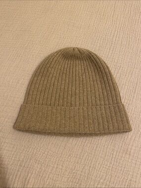 JOSEPH & LYMAN CASHMERE Men's Ribbed Knit Beanie - Tan